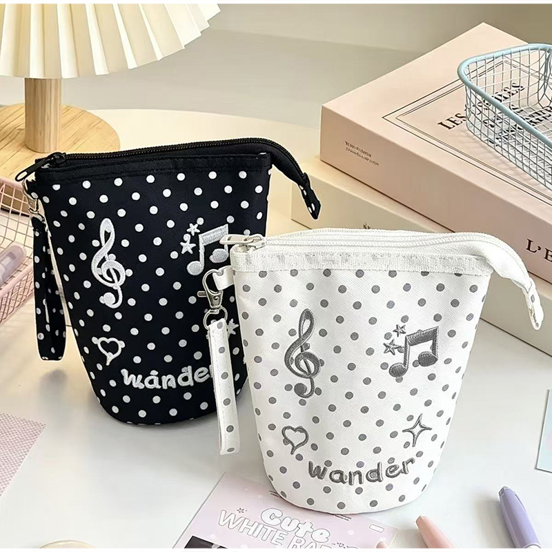 Embroidery Bag - Astuccio Kawaii con Ricamo a Pois