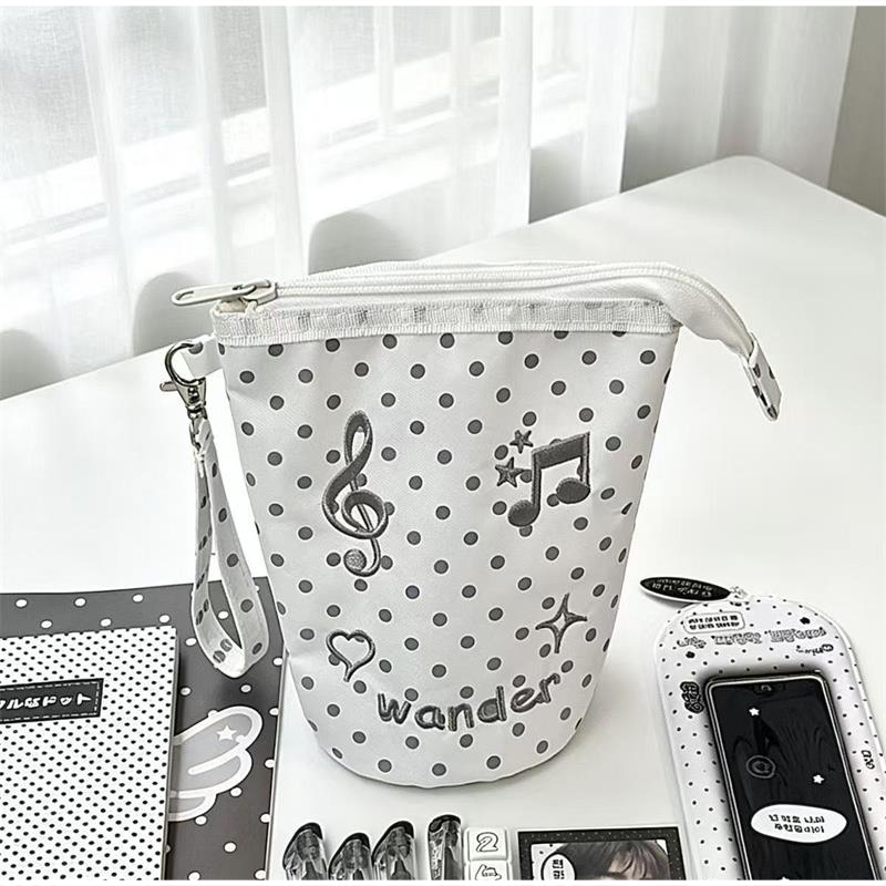 Astuccio Kawaii con Ricamo a P - Embroidery Bag recensione e prezzo