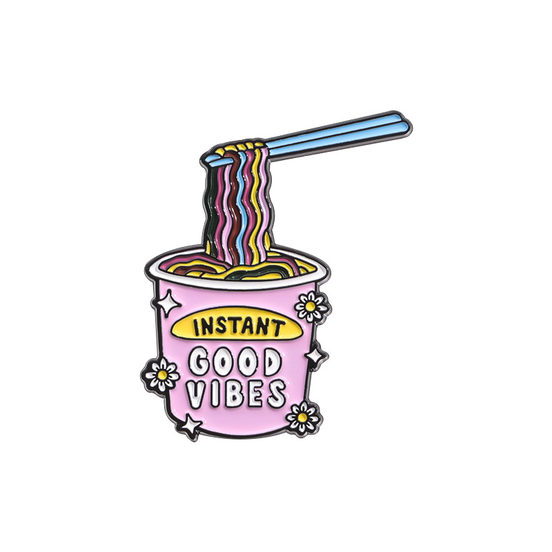 Spilla in smalto con citazioni - Embroidery Initials recensione e prezzo