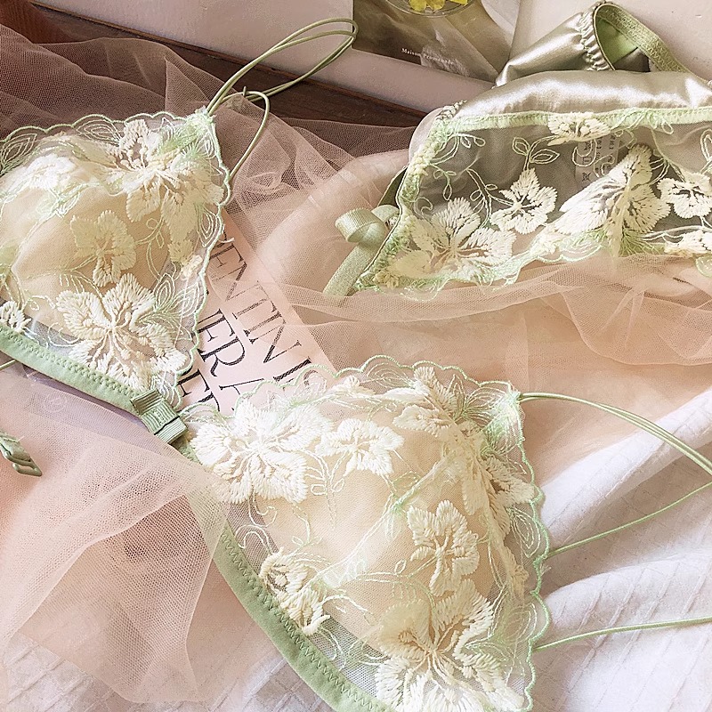 Set di lingerie di nicchia fra - Embroidery In Australia recensione e prezzo